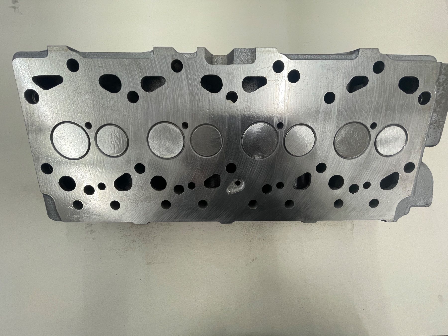 Accessori per altri veicoli: FORD FSD 425 ZYLINDERKOPF – Usato da Winterthur venduto da Aylan007 2