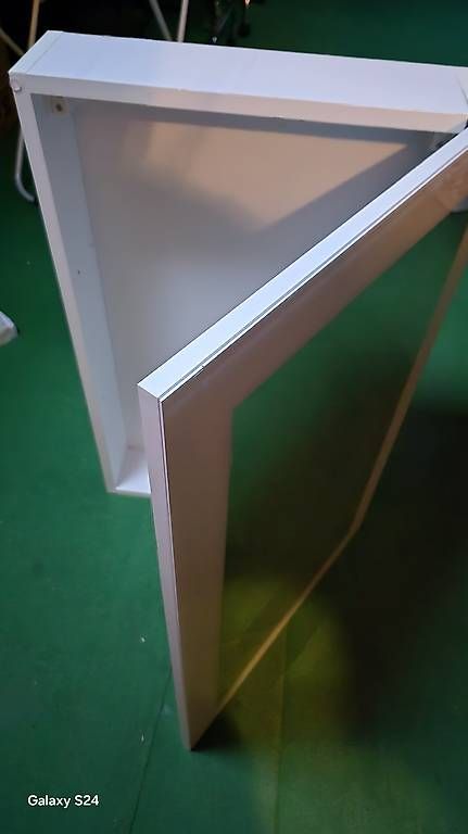 Mobili per bagno: Meuble de salle de bain.  – Usato da La Sarraz venduto da aaa_gm6l
