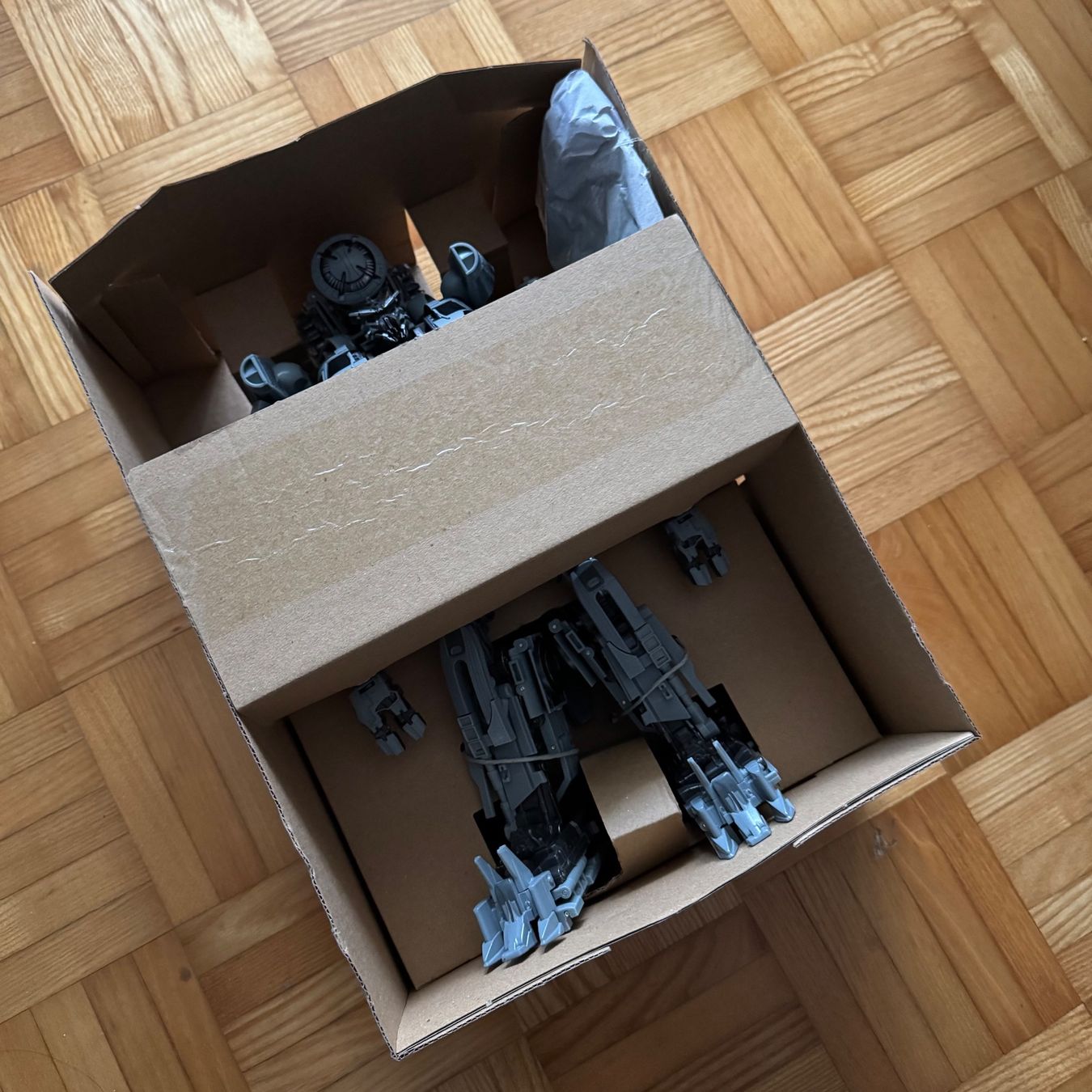 Hasbro Statuette: Transformers Masterpiece MPM-13 Blackout & Scorponok NEU – Nuovo e nell'imballaggio originale da Schaffhausen venduto da AMJoho 2