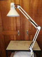 Büro, Architekten, Atelierlampe ältere Arbeitslampe