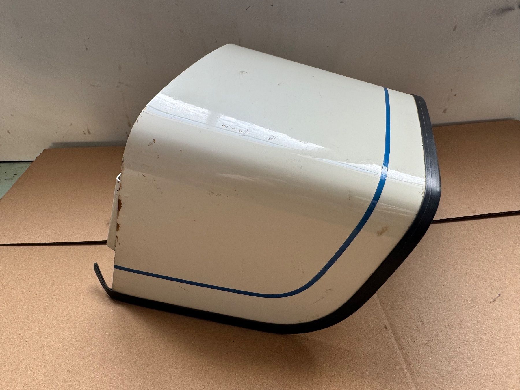 Laverda Alle Motorradersatzteile: Capot de selle moto oldtimer - Laverda LZ 125 – Neu (gemäss Beschreibung) aus Courtételle von claude41