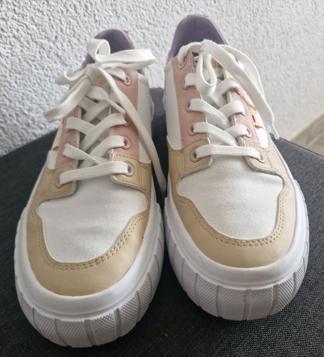 Fila Scarpe da donna: Fila Sneaker mit Plattform 4 cm, 1x gebraucht – Usato da Rorschacherberg venduto da gej_lg25 2