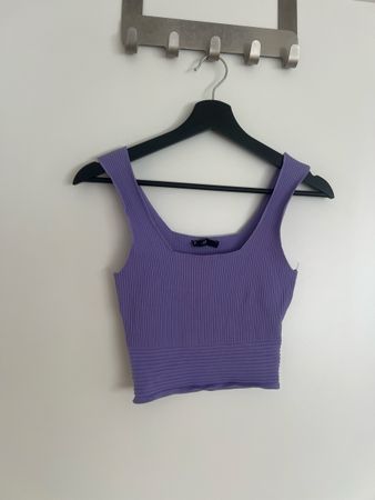 Lila Crop Top, Gr. S, super Zustand für den Sommer!
