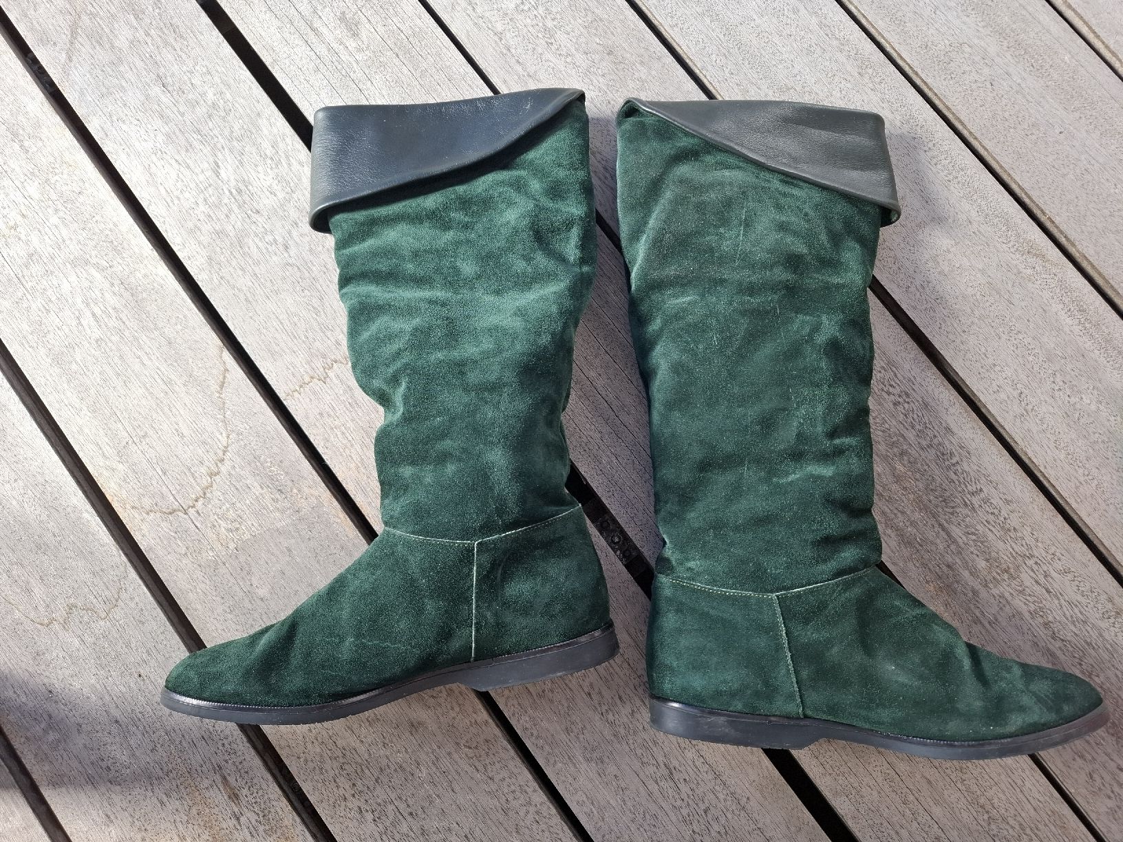 Scarpe da donna: Winterstiefel Wildleder grün – Usato da Wohlen b. Bern venduto da groda19 1