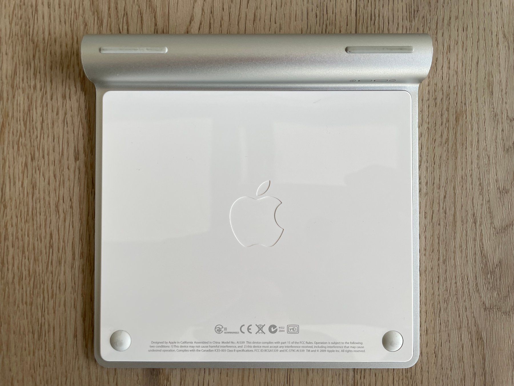 Apple Mouse: Apple Magic Trackpad 1. Gen. A1339 – Bluetooth – Usato da Wetzikon ZH venduto da BackToRetro 3