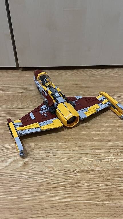 Lego Spielzeuge: Lego Star Wars Shin Hati's Starfighter – Gebraucht aus Biel-Benken BL von Nick_3j8