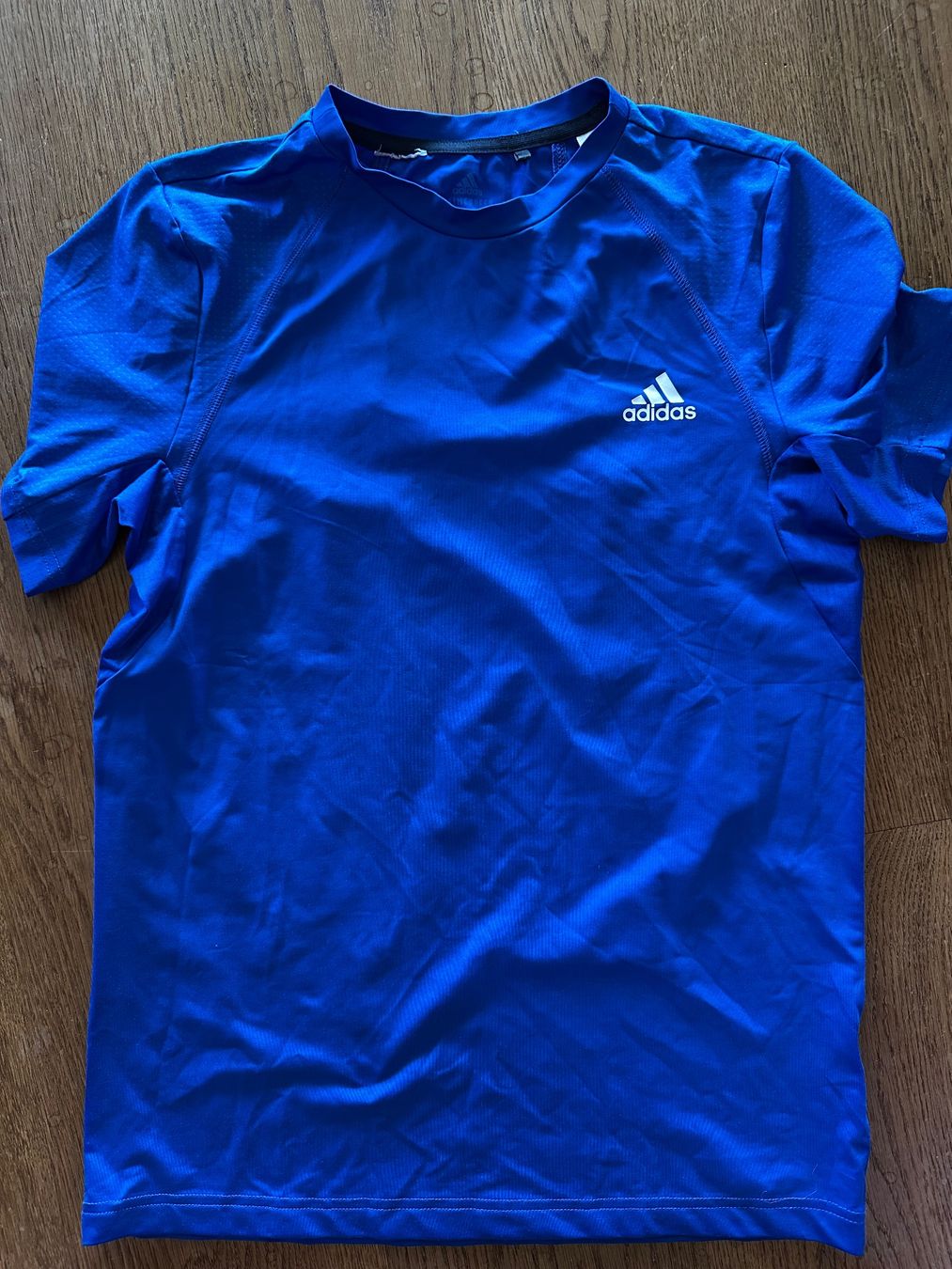 Adidas T-shirt: Shirt Adidas Grösse 164 – Usato da Niederbüren venduto da Hudi_1974