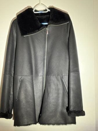 Leder-Lammfellmantel schwarz mit Reissverschluss