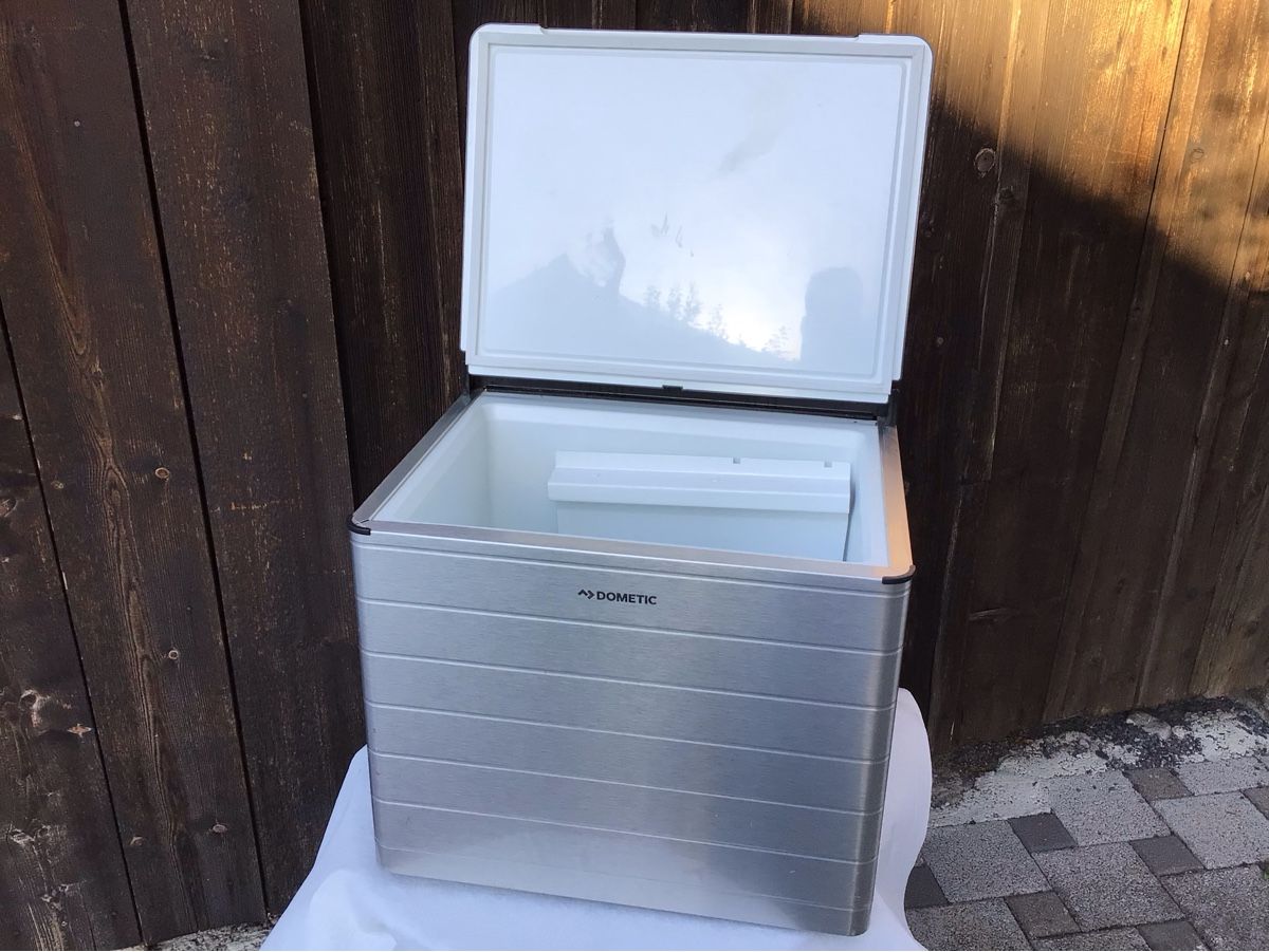 Dometic Frigoriferi & Refrigeratori: Kühlbox/ Kühlschrank – Usato da Steinen venduto da thombrus