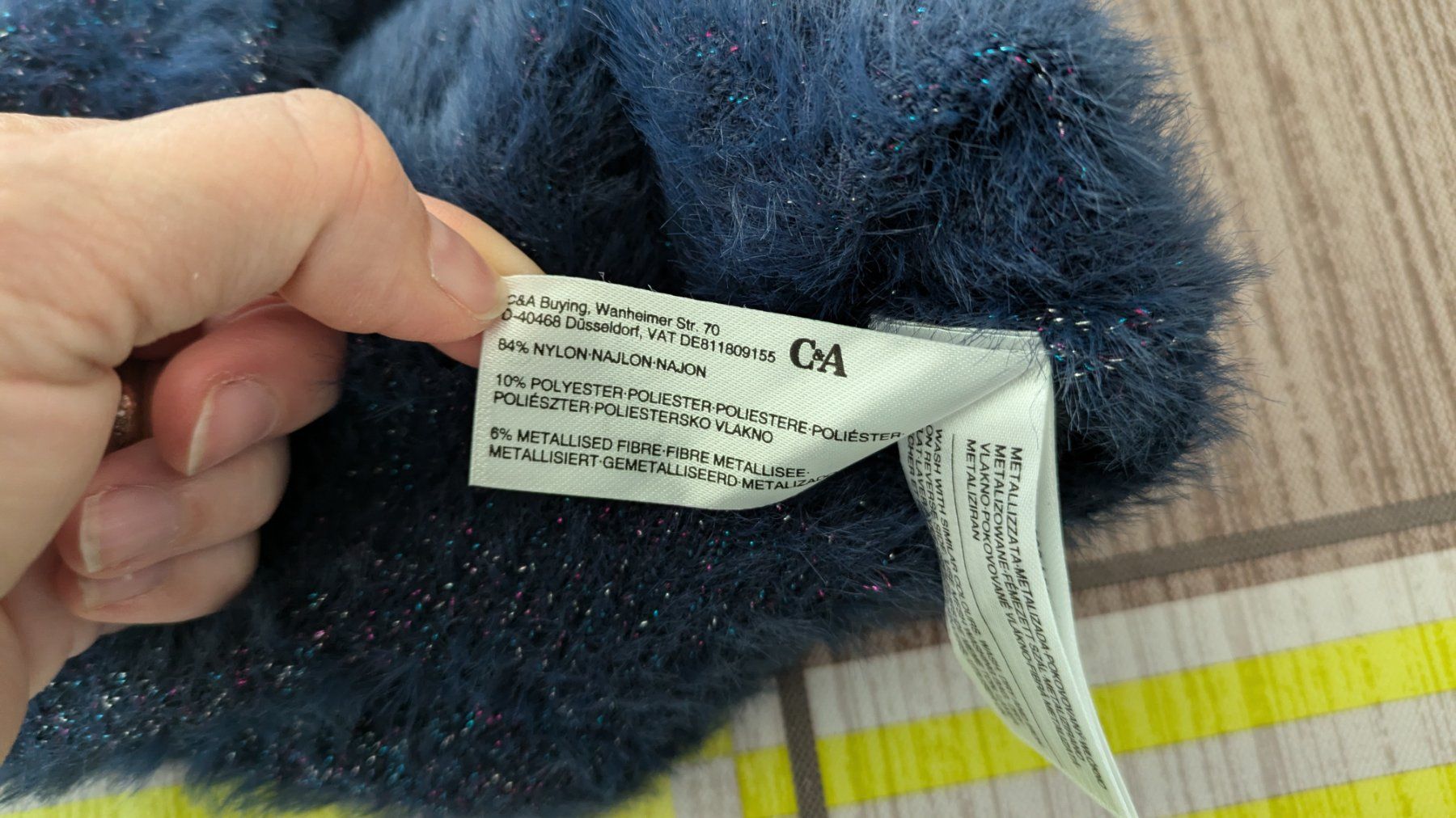 Maglioni & Felpe: neuwertiger warmer Einhorn Glitzer Pullover - 110/116 – Usato da Staufen venduto da Fleby84 3