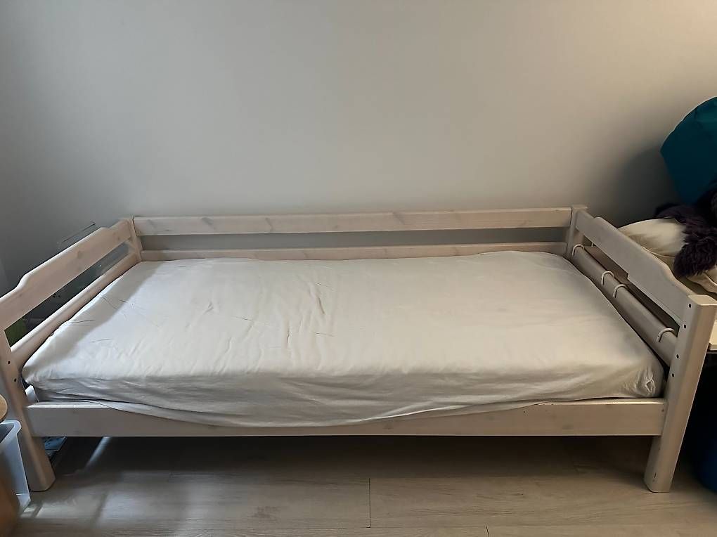 Flexa Letti: FLEXA lit avec matelas – Usato da Confignon venduto da lynningva