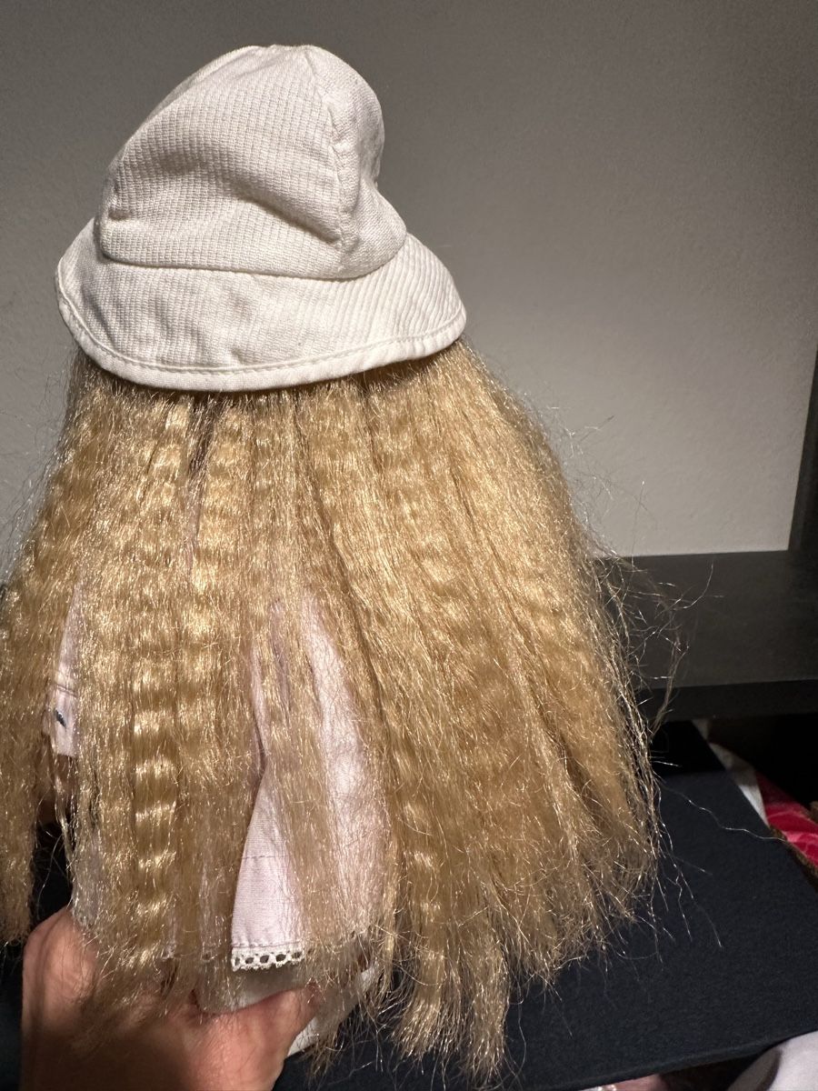 Bambole: Puppe mit langen Haaren – Usato da Therwil venduto da jas_vpt8 4