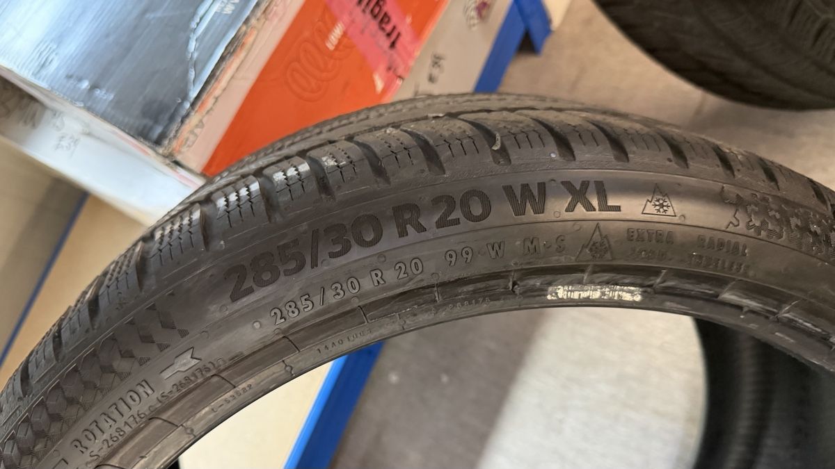 Pneumatici & Ruote complete: Continental Winterreifen – Usato da Sargans venduto da Sauto24 9