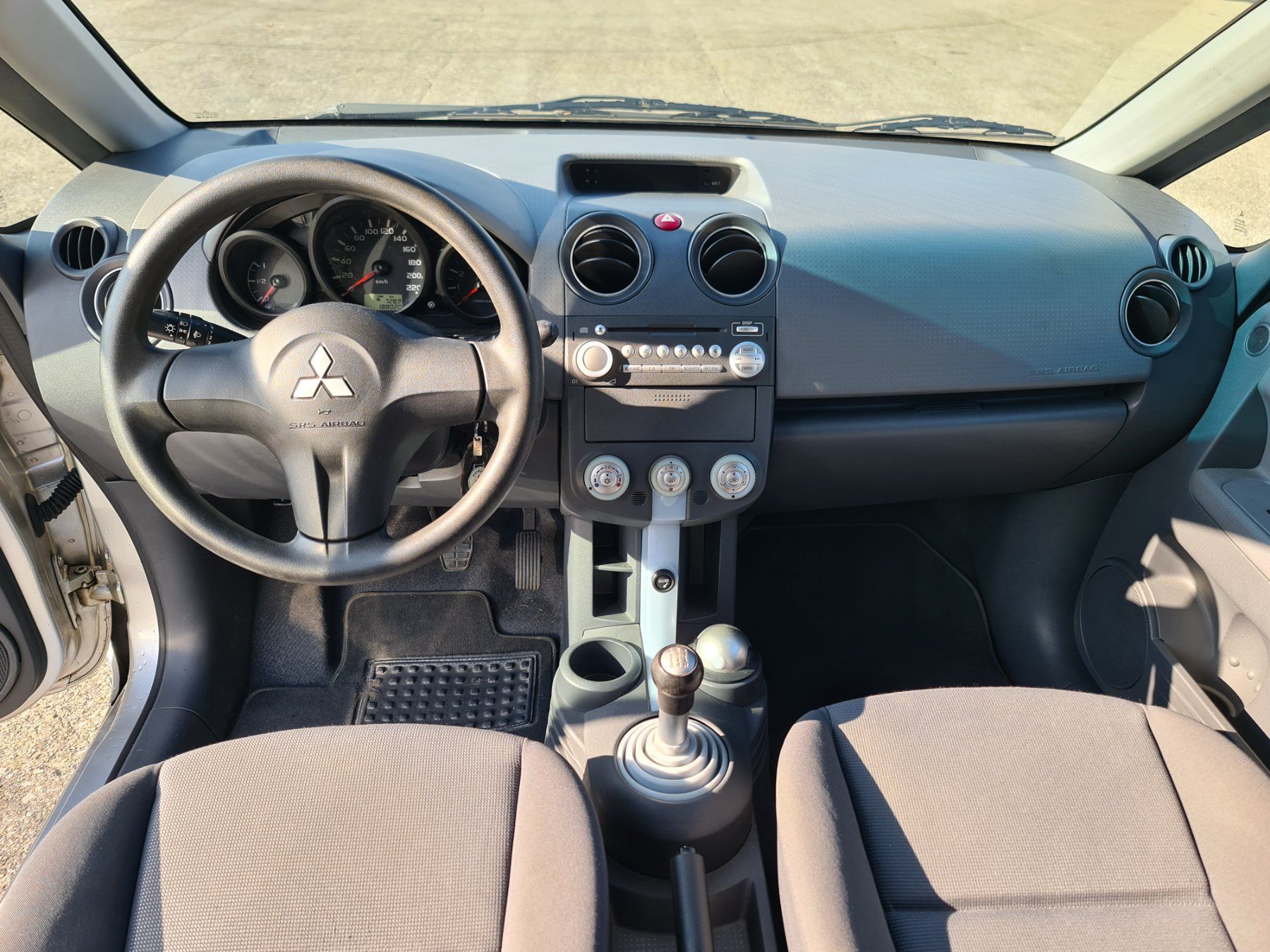 Mitsubishi Automobili: MITSUBISHI Colt 1.3 16V Invite – Difettoso da Mümliswil venduto da bet_62ps 9