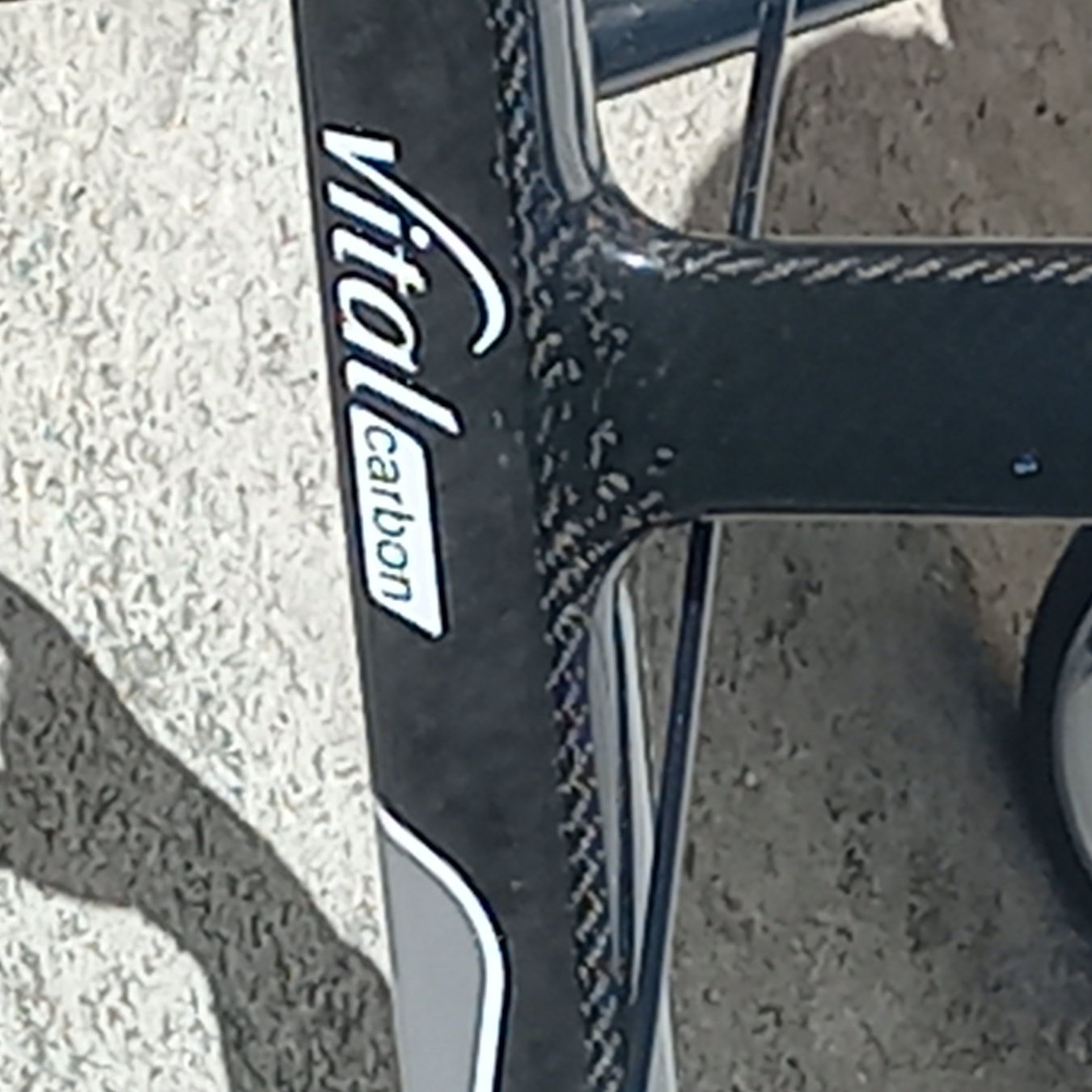 Ausili per la deambulazione: Rollator Vital Carbon – Usato da Baar venduto da 2cvbaar 3