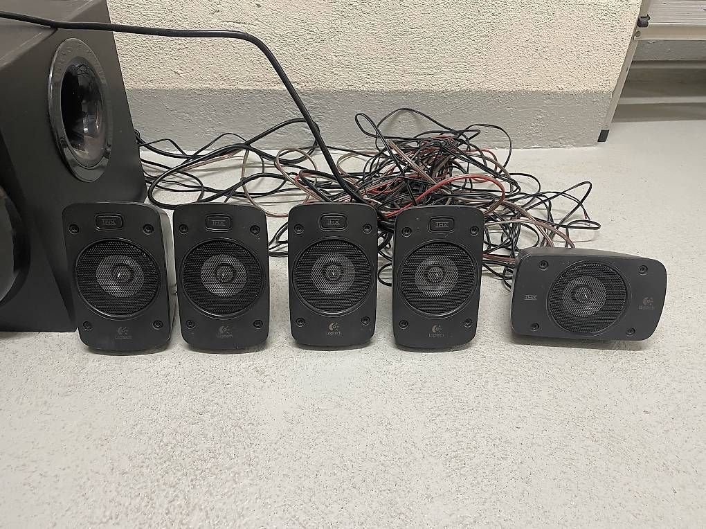 Haut-parleurs: Logitech Z906 5.1 Surround-System – D'occasion à Luzern par Xpower13 2