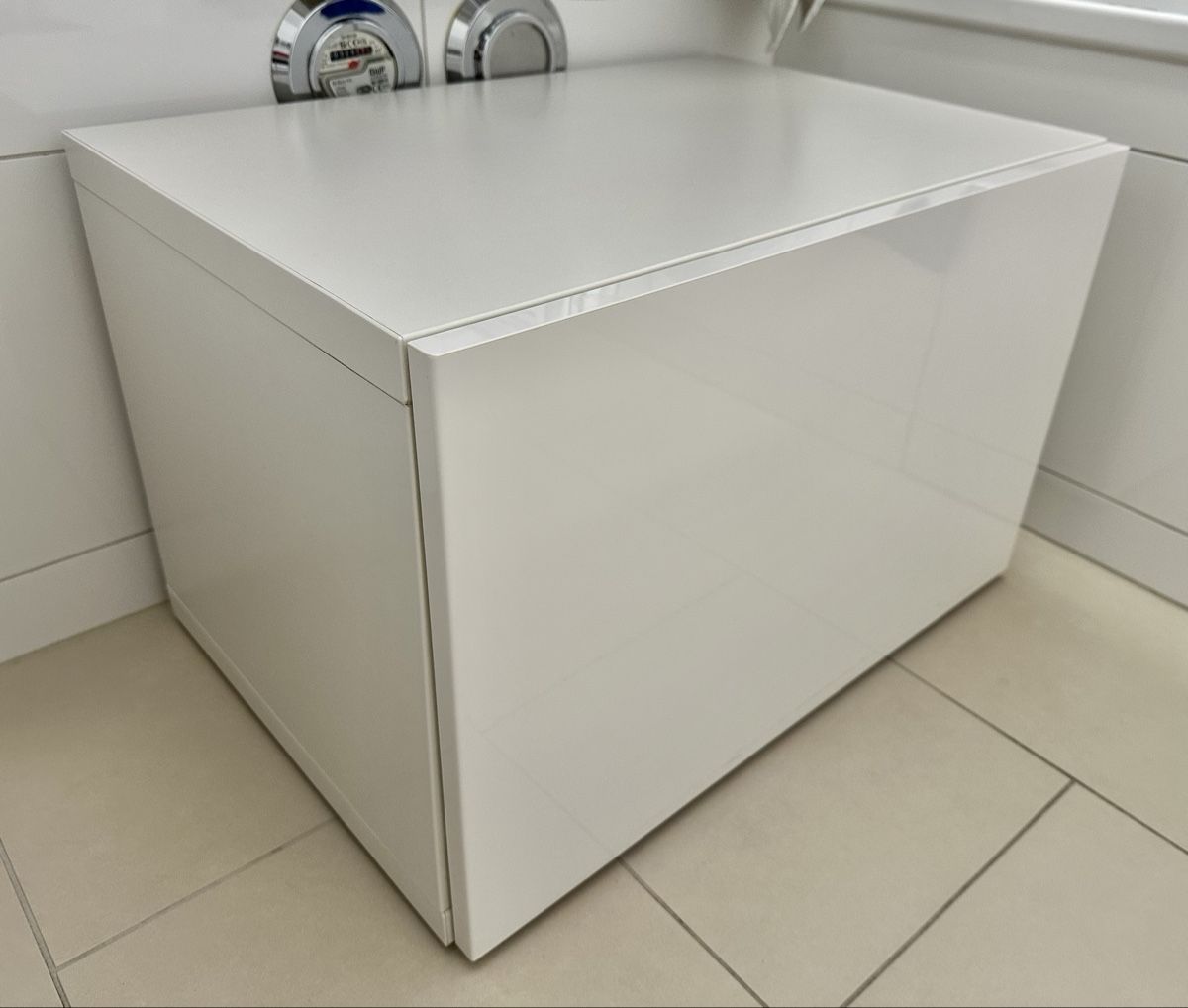 Ikea Armadi: Kommode, Schrank, klein, IKEA – Usato da Meggen venduto da deanstreet 1