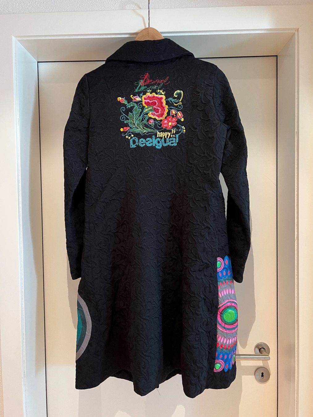 Desigual Cappotti: Mantel von DESIGUAL – Usato da Wünnewil venduto da Muzji 2