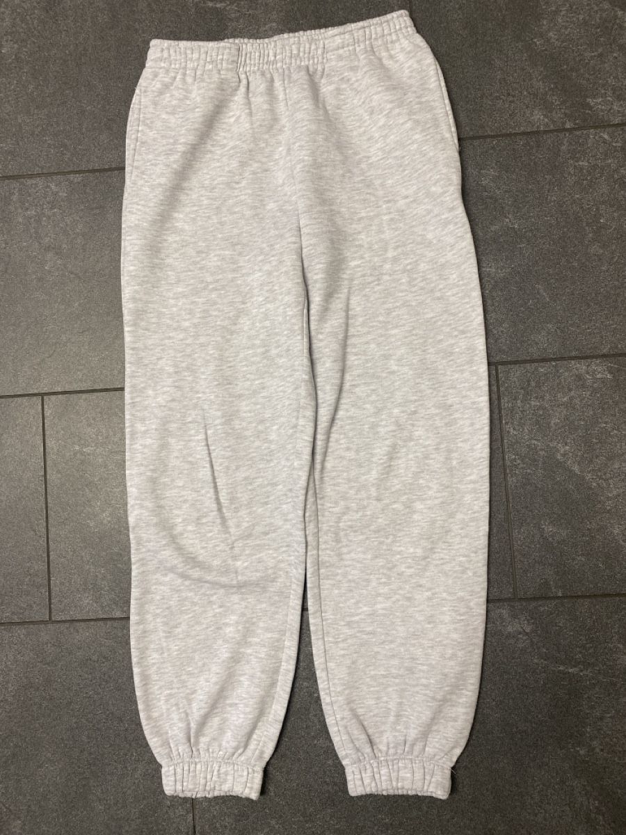 Vero Moda Pantaloni: Trainerhose grau Gr. S Vero Moda – Usato da Baar venduto da kamasija