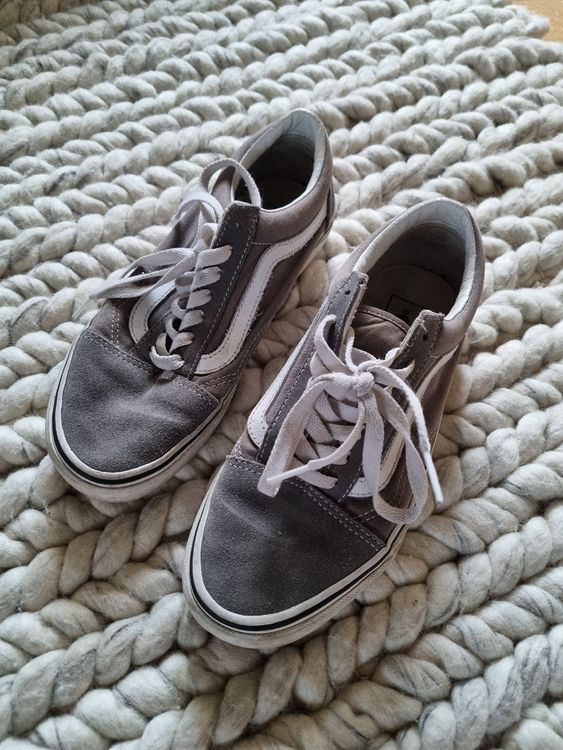 Vans Scarpe da uomo: Vans Old Skool Sneaker, Graue Schuhe, Grösse 37 – Usato da Brütten venduto da rahii_ 1