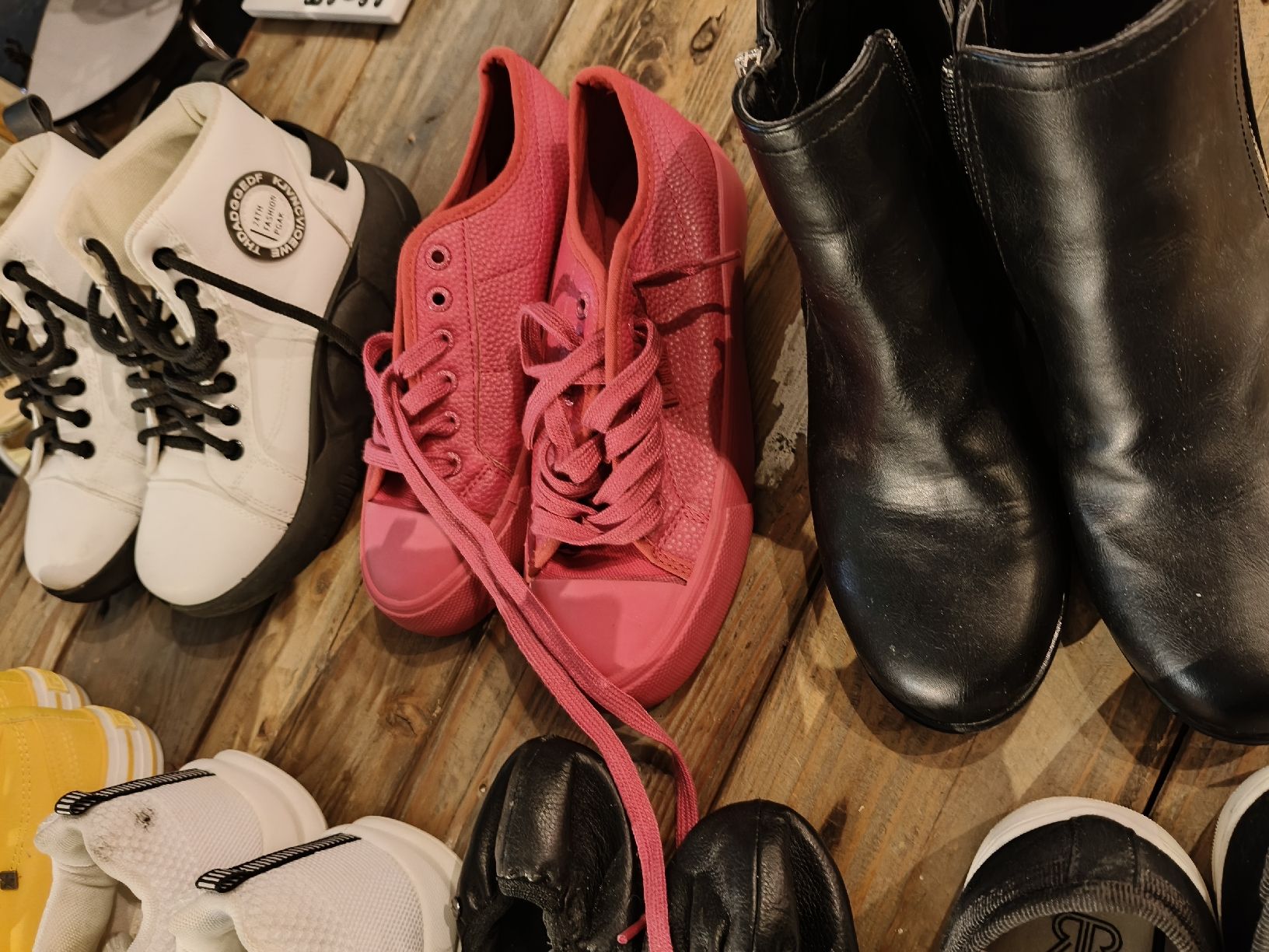 Chaussures femmes: Schuhe gr 36  – D'occasion à Zwingen par inf_2blh 3