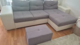 Ecksofa mit Schlaffunktion und Bettkasten