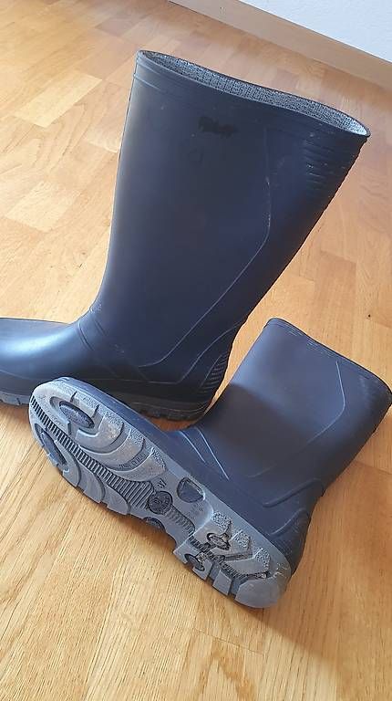 Scarpe da donna: Stiefel Grösse 37 – Usato da Niederwangen b. Bern venduto da thurncaro 1