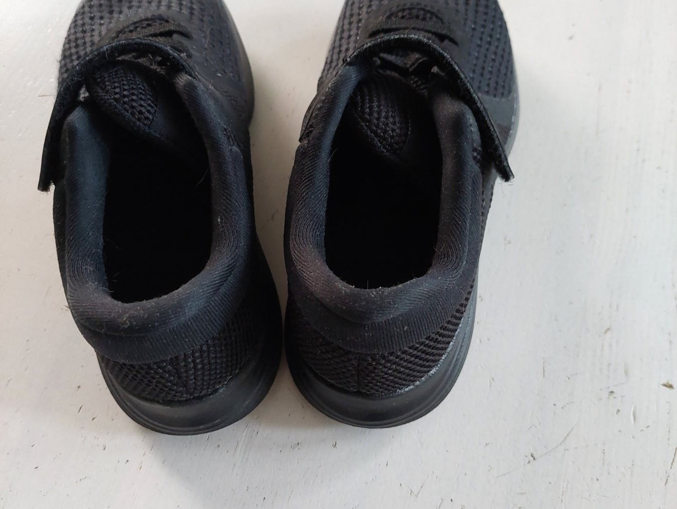 Nike Scarpe per ragazzi: Nike Halbschuhe / Turnschuhe Grösse 29 – Nuovo (secondo la descrizione) da Beckenried venduto da Havacola 1