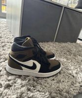 Jordan Air 1 Mid "Dark Chocolate" 36