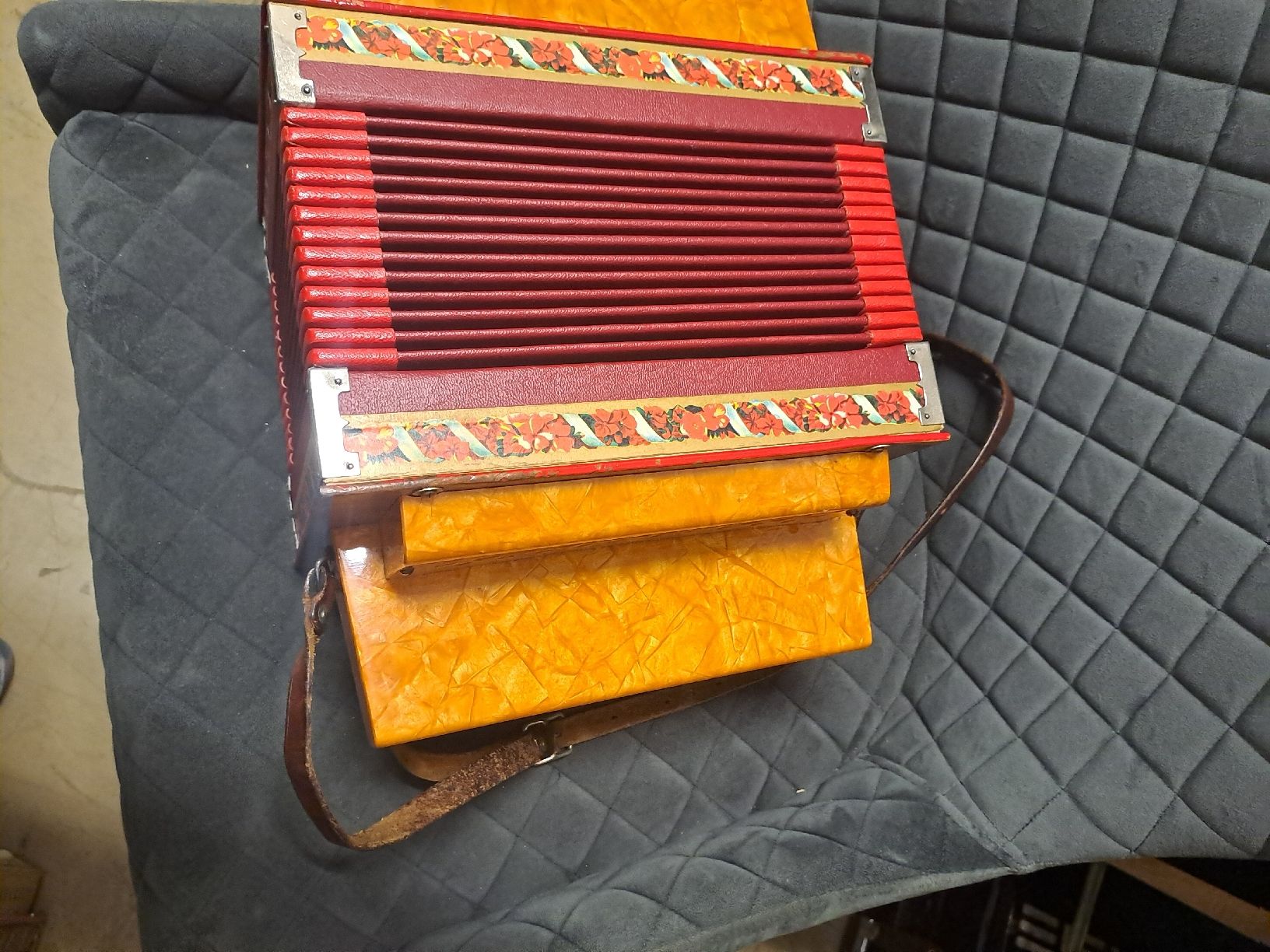 Strumenti musicali: salvisberg orgeli – Usato da Villeneuve venduto da BibiVintage 2