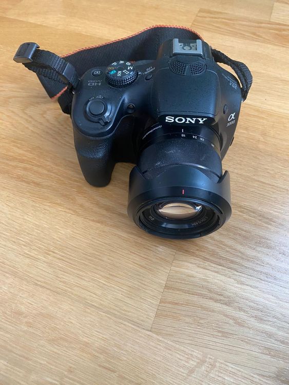 Reflex Numérique DSLR SONY Alpha ILCE-3000 20Mpix APS-C +BOUCHON/SANGLE
