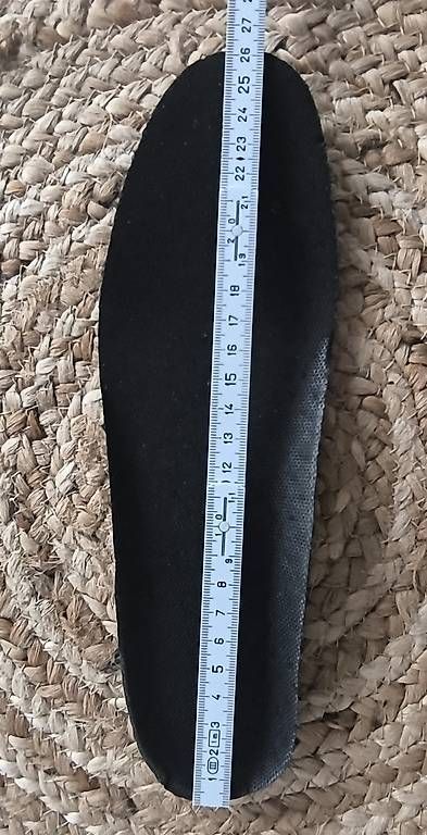 Scarpe da donna: Schnürstiefeletten schwarz – Usato da Unteriberg venduto da swimbyrun 2