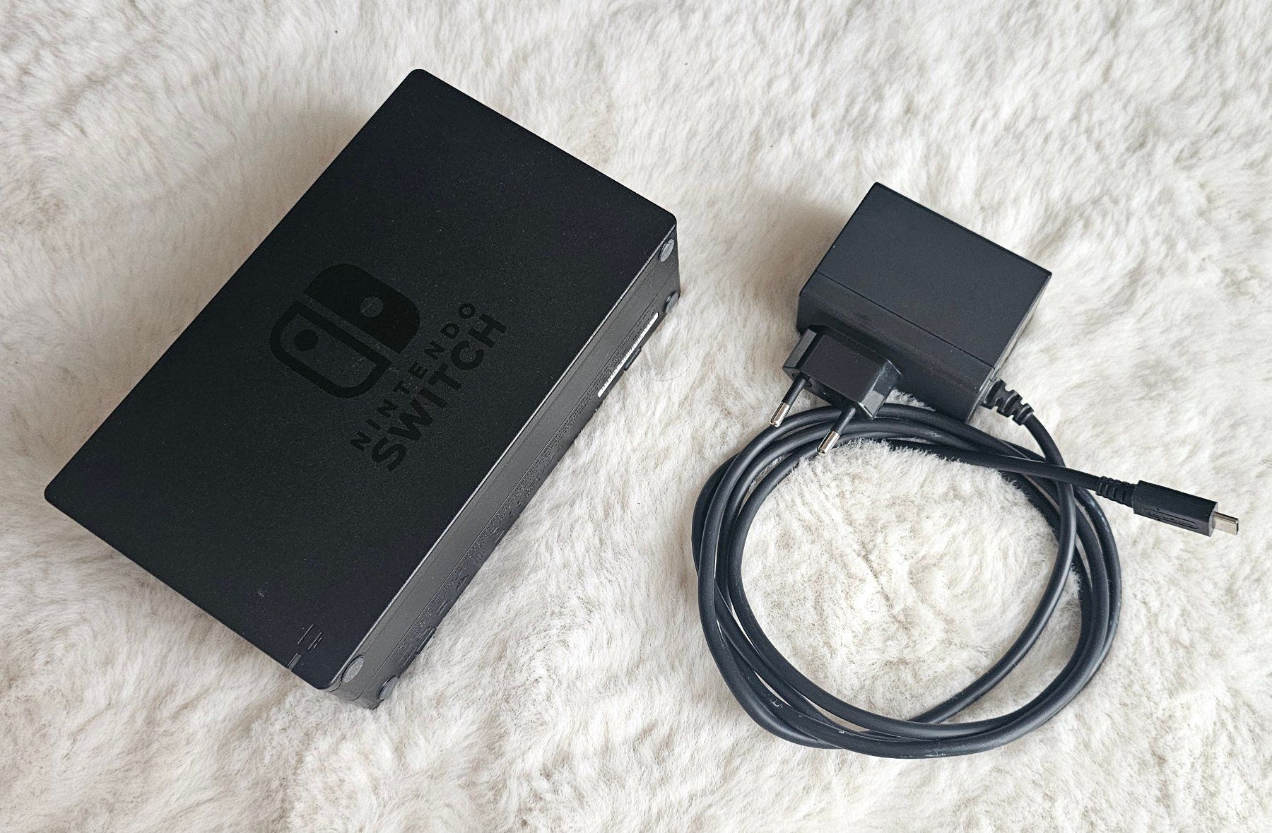 Dockingstation: Nintendo Switch 1 Dockingstation inkl. Netzteil – Gebraucht aus Arni AG von StrohhutG