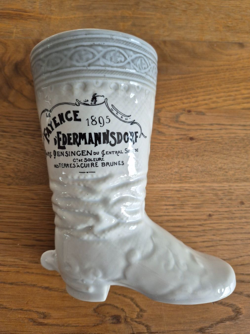 Statuette: Keramik Aedermannsdorf - Stiefel 1998 – Usato da Balsthal venduto da Palcivalle 1