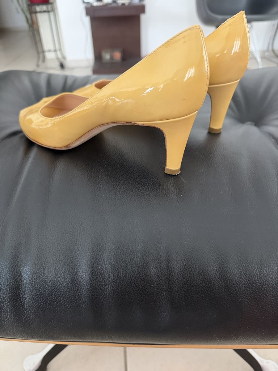 Marc Jacobs Scarpe da donna: Marc by Marc Jacobs Patent Leather Heels - Size 38 EU – Usato da Zürich venduto da Milo2021 1