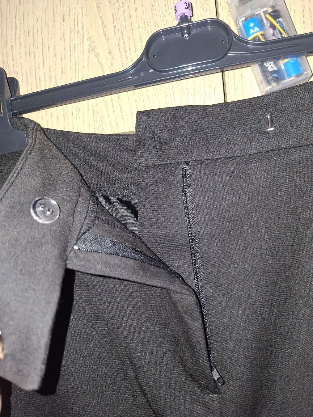 Gonne: Jupe crayon longue, noire, taille 44, neuf – Nuovo (secondo la descrizione) da Lausanne venduto da Cassandra11 2
