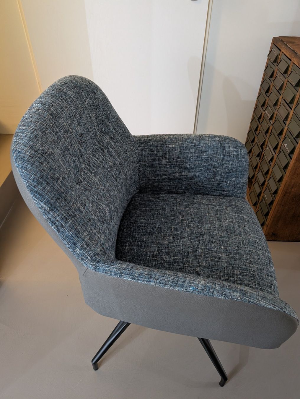 Sessel: Design Drehstuhl / Sessel - WIE NEU – Gebraucht aus Geroldswil von soalle 5