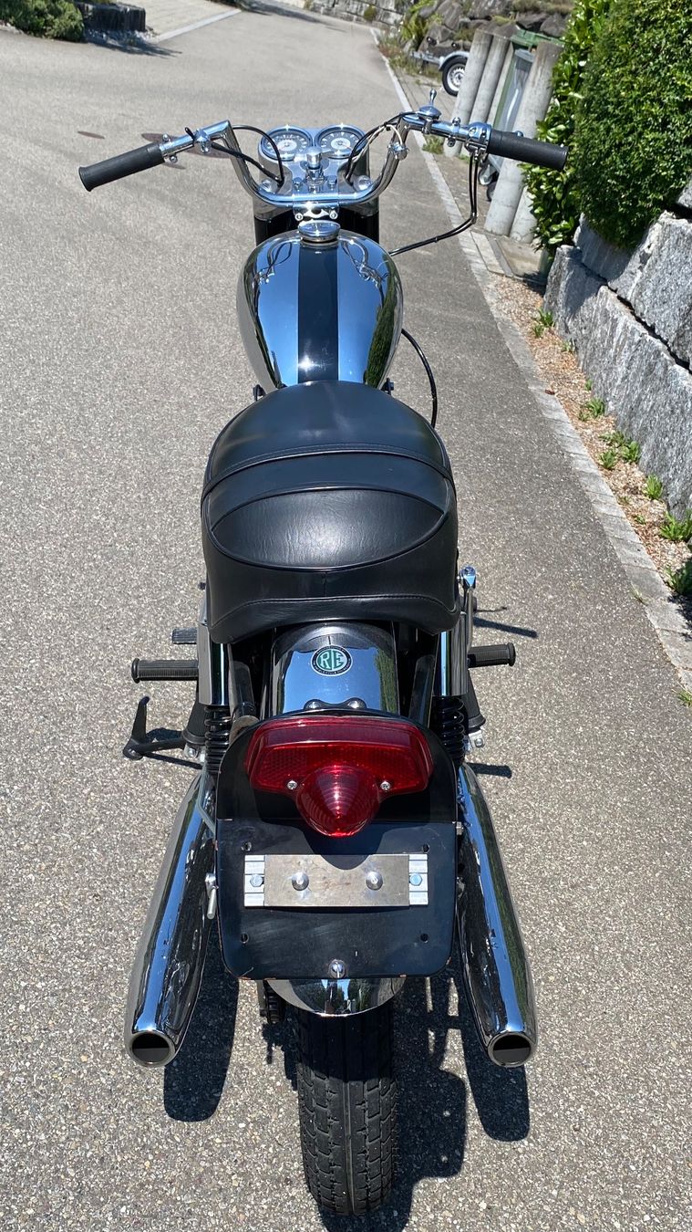 Royal Enfield Strada: Royal Enfield Interceptor 750, 1968 – Nuovo (secondo la descrizione) da Hombrechtikon venduto da Airbus-350 1