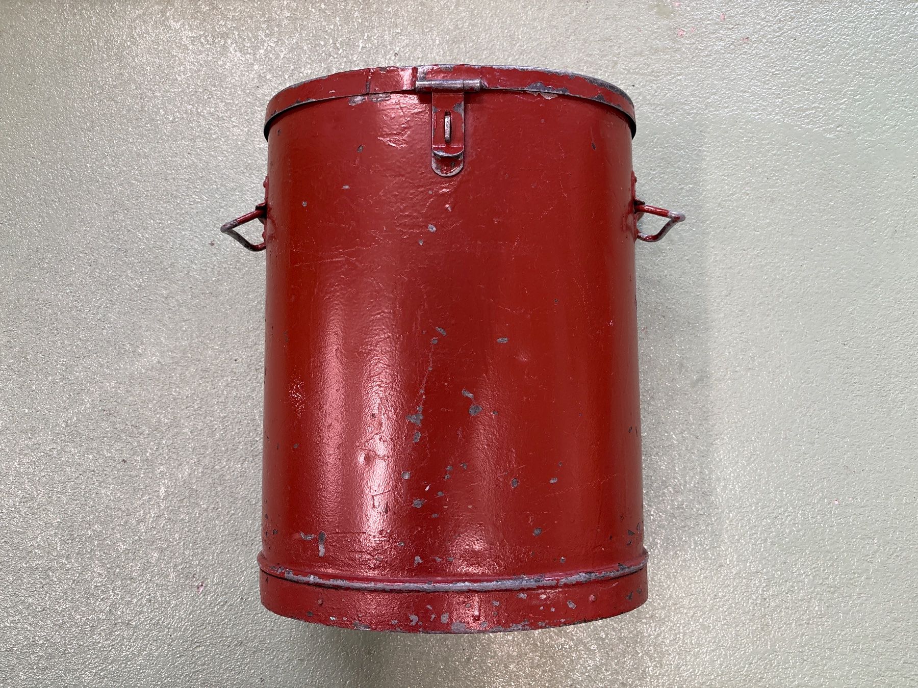 Armée suisse Armes blanches: Bouillon/-Kaffee/-Teebidon 15 Liter – D'occasion à Hünenberg par Betsch1