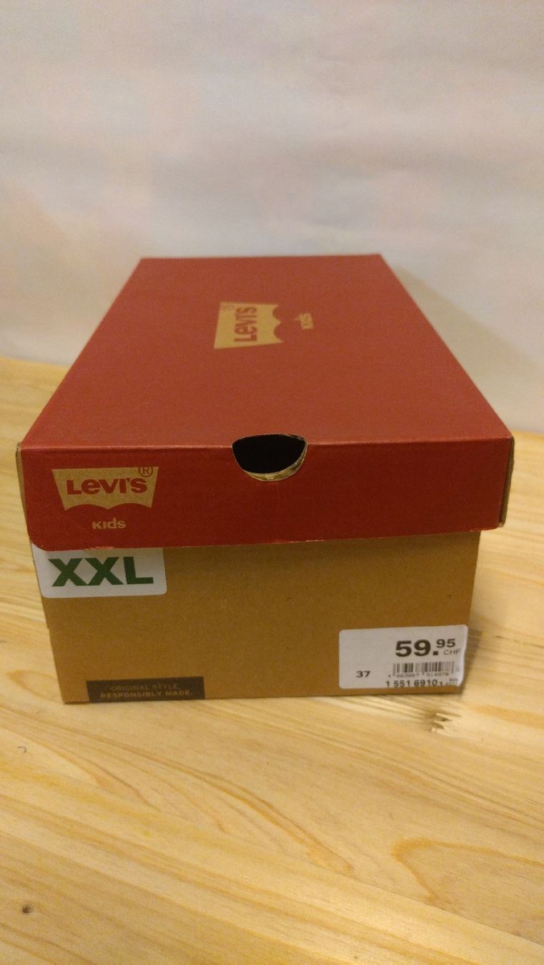 Levi's Herrenschuhe: Levi's baskets noires, taille 37, Neuves – Neu und originalverpackt aus Farvagny-le-Grand von LaCaverne 6