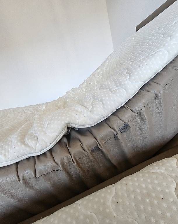 Letti: Lit boxspring électrique  – Usato da Cossonay-Ville venduto da cha_5fyz 2