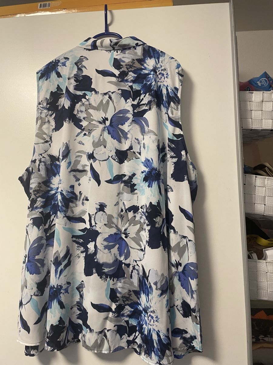 Camicette: Bluse – Nuovo (secondo la descrizione) da Gossau ZH venduto da Lavinia07 1