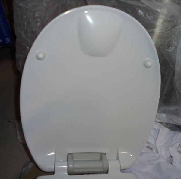 WC: Toilettensitz extra hoch/ W.C  Sitz Erhöhung , extrem robust – Usato da Egliswil venduto da jimygbs 2
