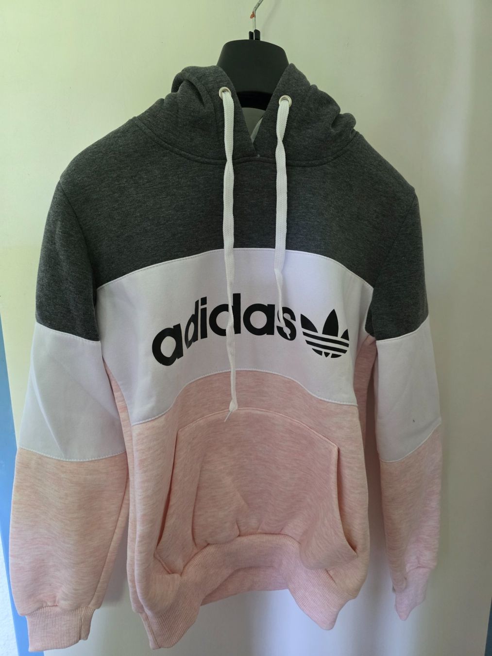 Adidas Pullover & Sweatshirts: Pullover – Gebraucht aus Mörigen von Sandra_z