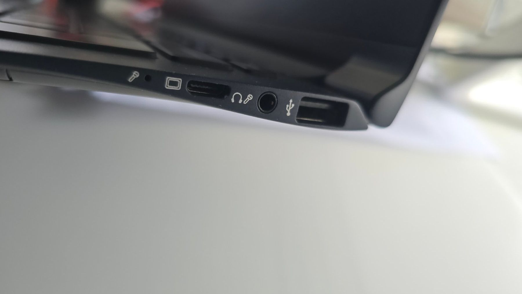 Samsung Notebooks: Samsung Notebook 13.3, wenig gebraucht, leicht – Neu (gemäss Beschreibung) aus Zürich von Parsa 7