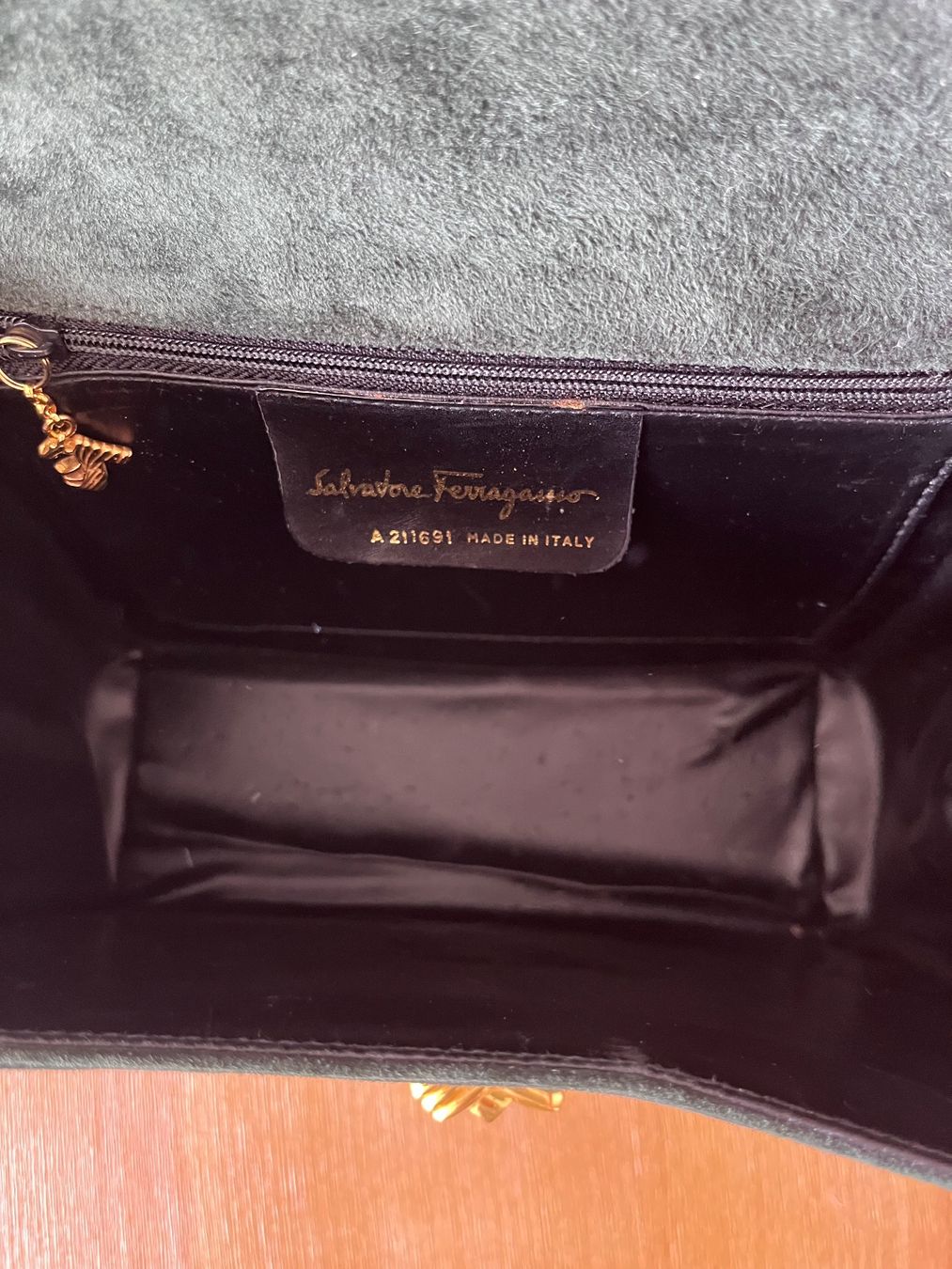 Salvatore Ferragamo Taschen für Damen: Vintage Tasche Salvatore Ferragamo – Gebraucht aus Roggwil BE von KarotteV 6