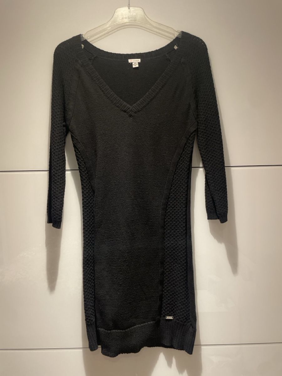 Guess Robes: Guess Strickkleid, Grösse M, Schwarz – D'occasion à Niederglatt ZH par ctulimp