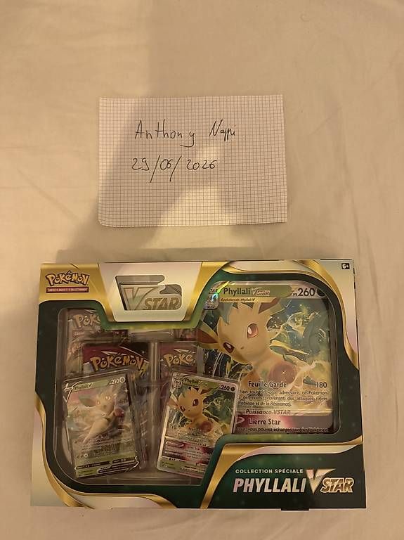 Cartes à collectionner: Boîte Pokémon Phyllali Vstar – D'occasion à Lausanne par ant_g7zb
