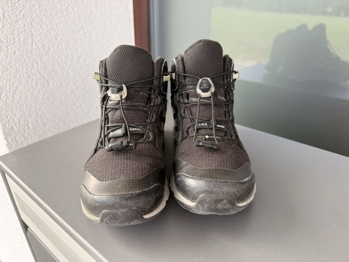 Adidas Chaussures hommes: Adidas Terrex waterproof Gore-Tex boots size 31 – D'occasion à Diessenhofen par mar_8cyl 1