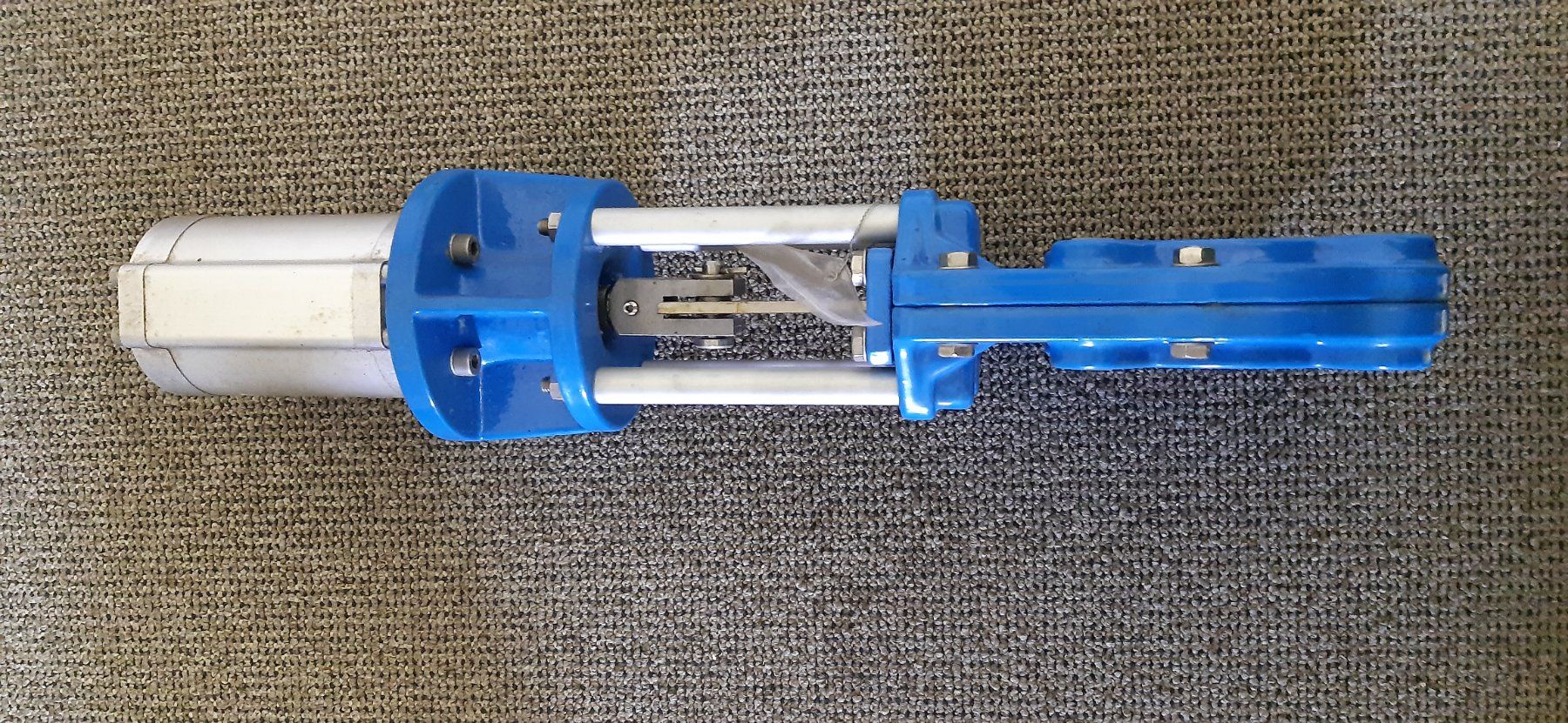 Altro per industria metallurgica: Pneumatischer Plattenschieber DN 65 – Usato da Steinerberg venduto da Flora87 3